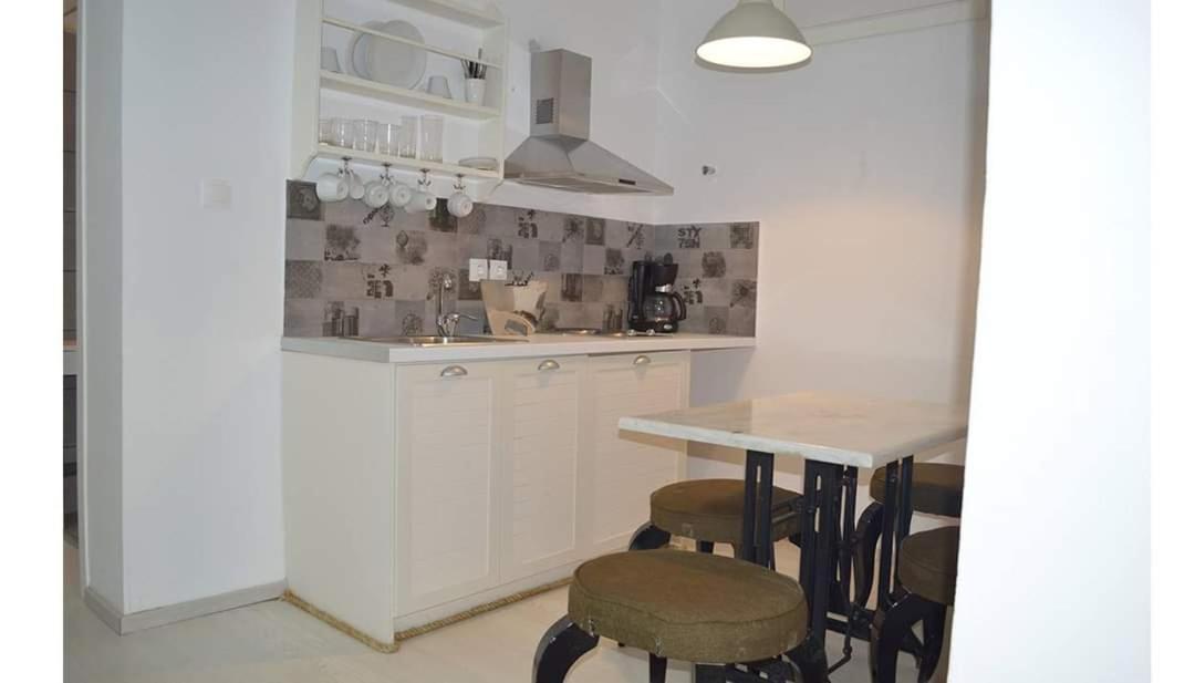 Amelia Apartments Kallithea  Buitenkant foto