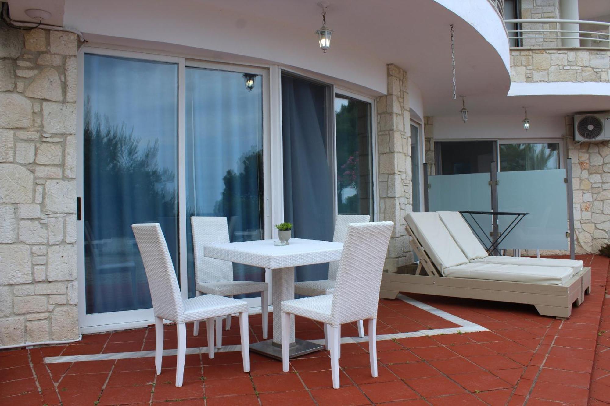 Amelia Apartments Kallithea  Kamer foto